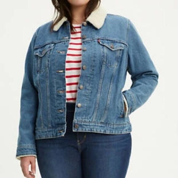 Levi's Jackets & Blazers - Levi's NWT Sz 1X Light Wash Sherpa Trucker Plus Denim Jean Jacket- Runs Small